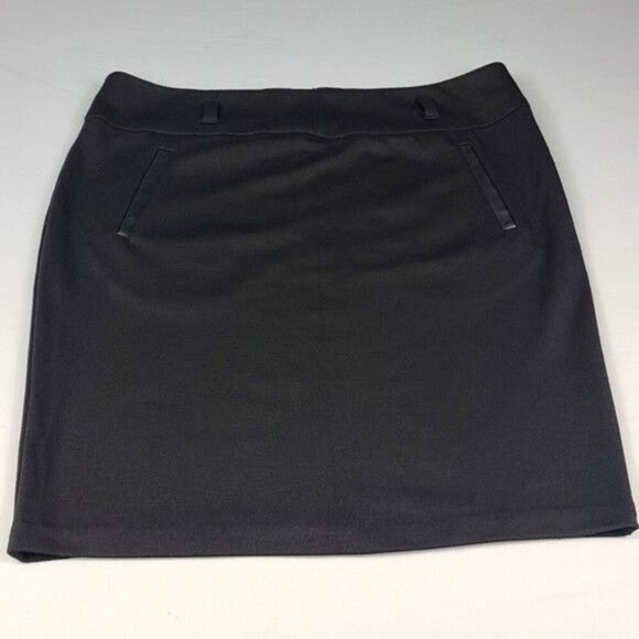 AGB Women's Black Skirt NWT Size 8 - Picture 2 of 11